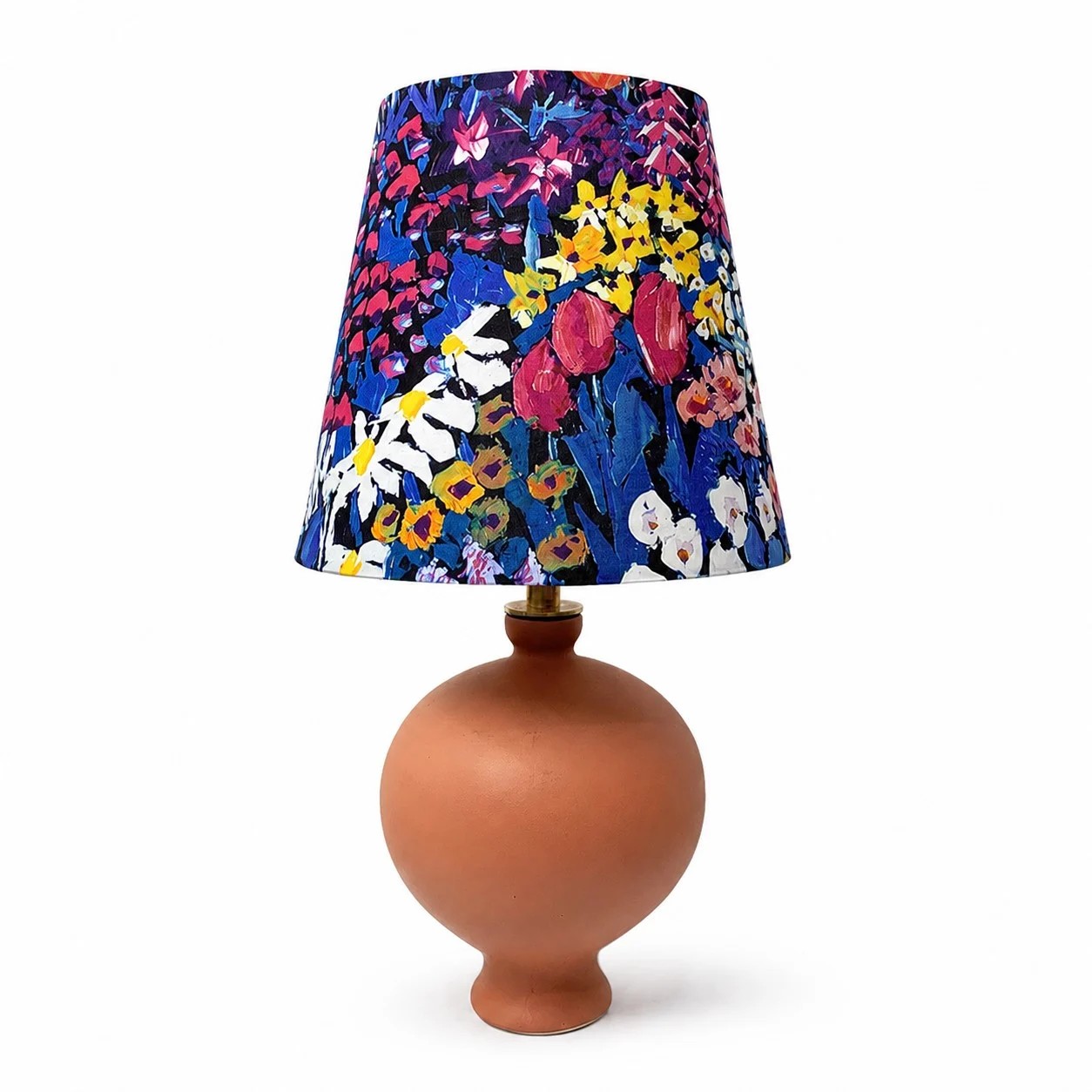Tafellamp in de stijl van een schilder met bloemenmotief