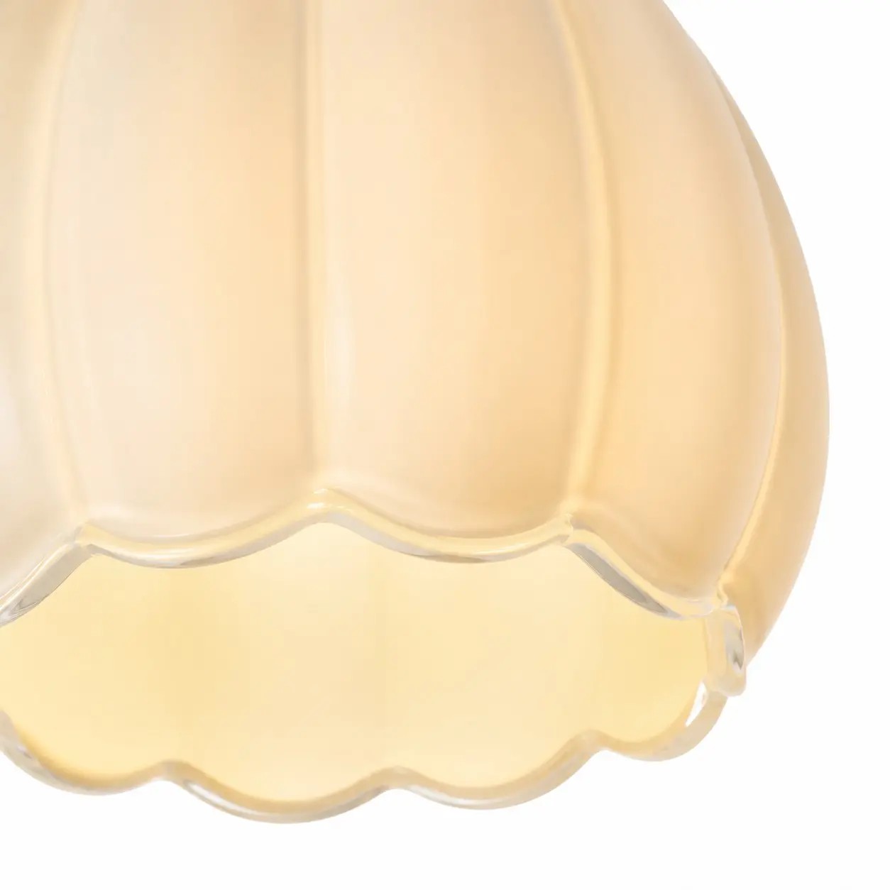 Gegolfde rand van melkglas