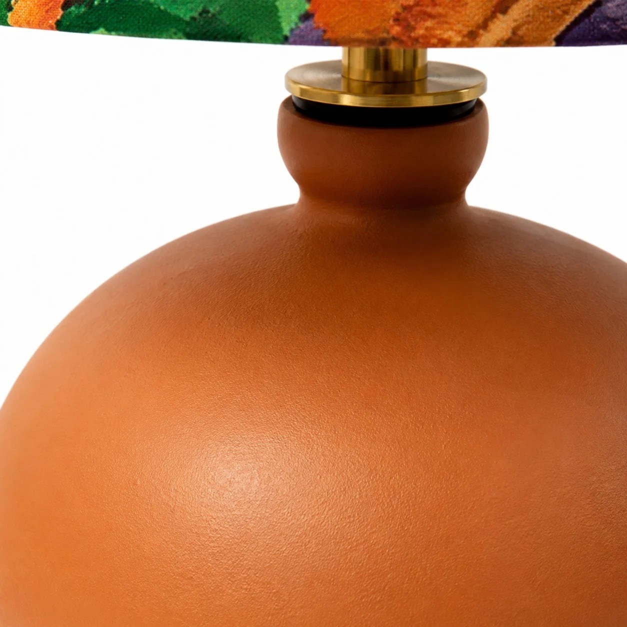 Handgemaakte keramische tafellampvoet, detail