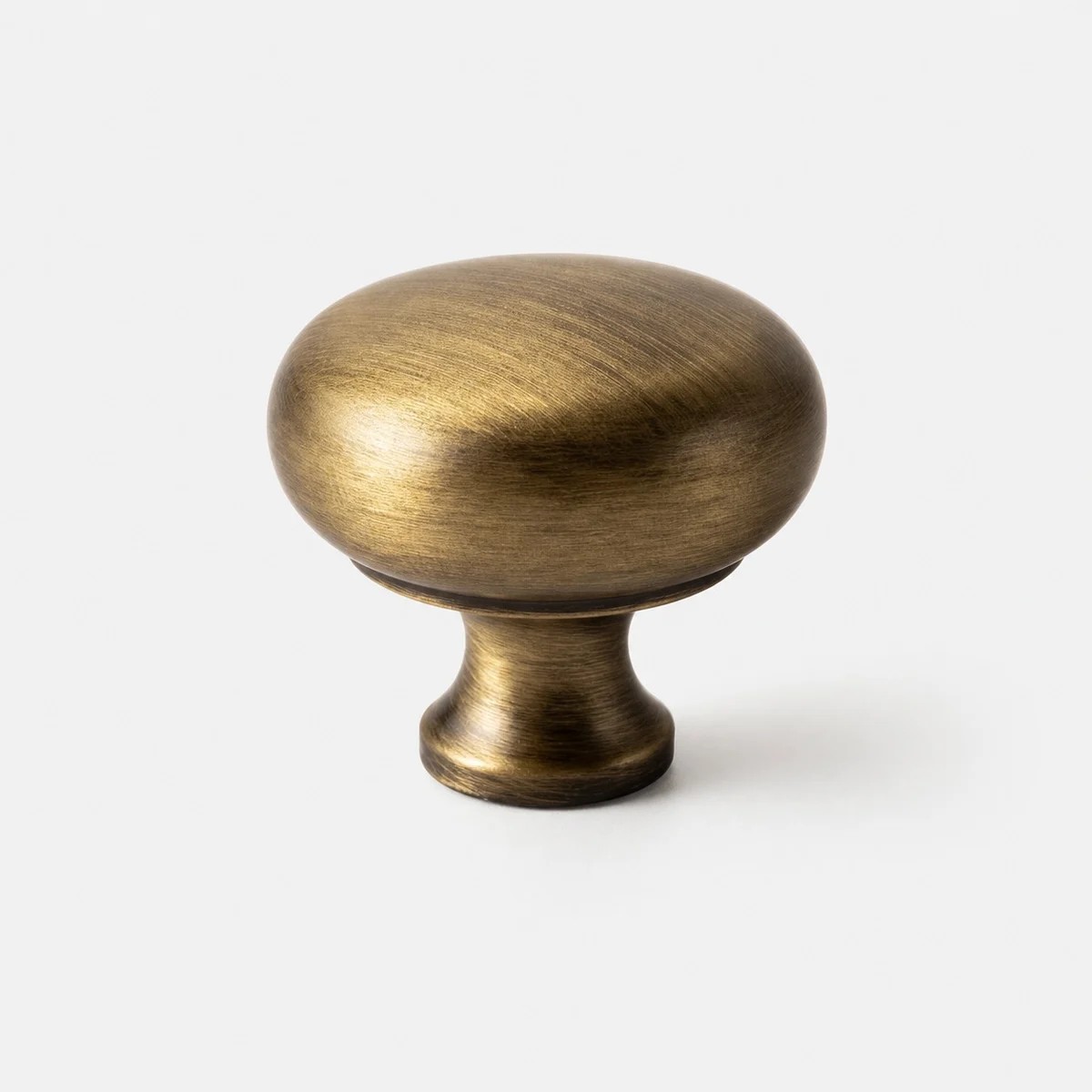 Rund knopp i antik mässing 30 mm / 1,18 tum