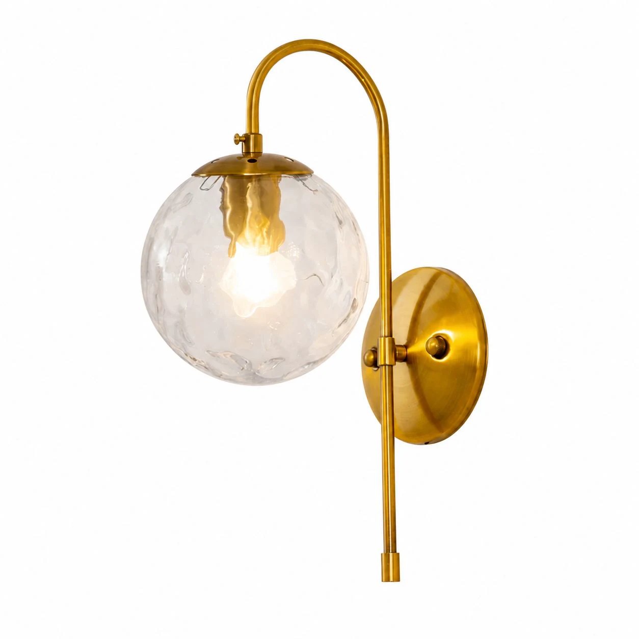 Wandlamp met gegolfd glas in goud, stijl B